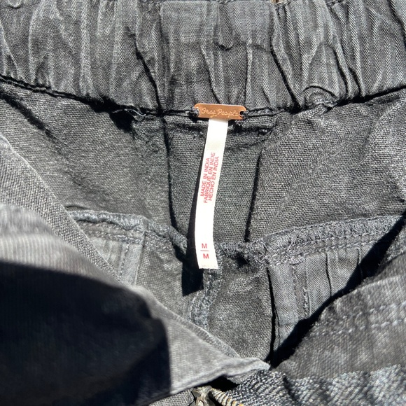 Free People drop crotch capri pant in black: Size M - Picture 8 of 8